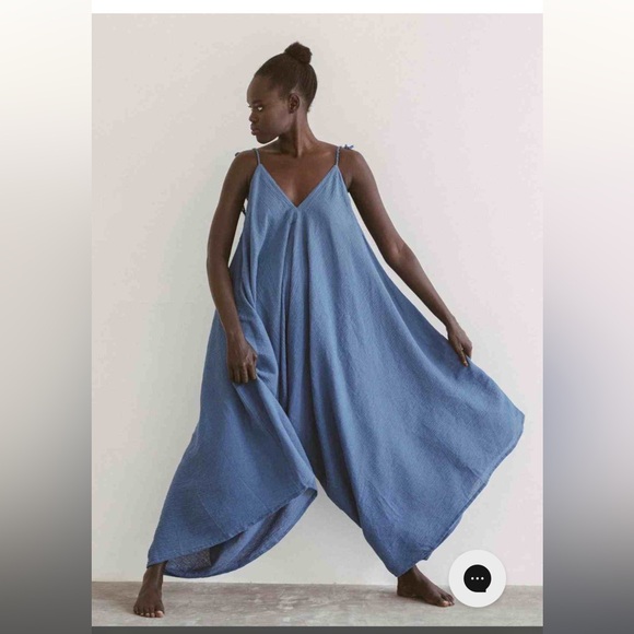 Myrah Penaloza Ina Playsuit (Linen/Cotton) handmade in Bali - Picture 9 of 12